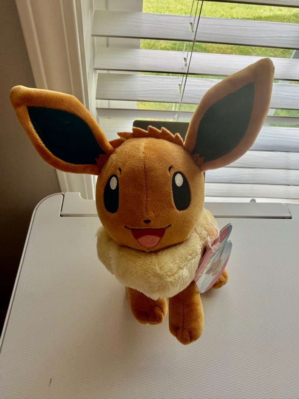 Pokémon Evee Plush Toy - Brown with Cream Collar - New With Tags!
